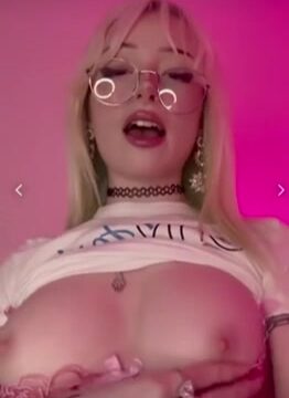Eva Violet Leaked Onlyfans – Show Boobs Nipples